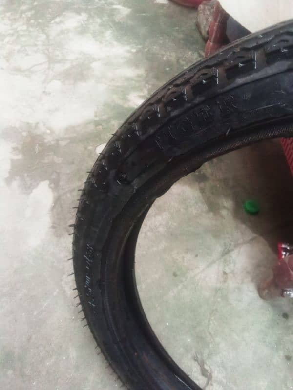 tyre 125 1