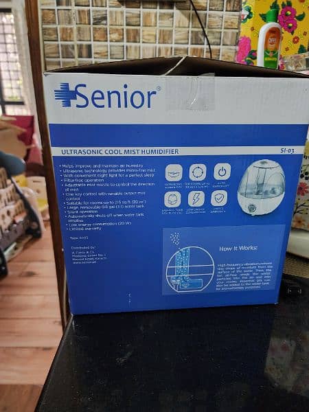 Humidifier by Senior; Model SI-03 1