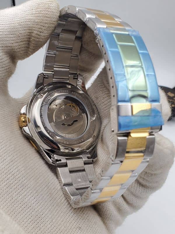 invicta original watch and fossil 9