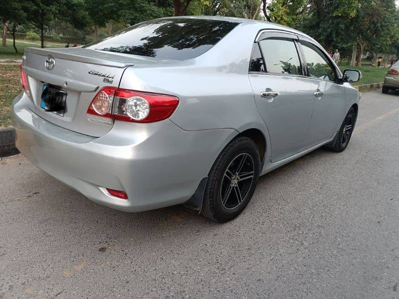 Toyota Corolla GLI 2011 3