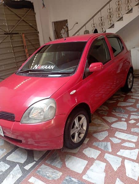 Toyota Vitz 2000 5