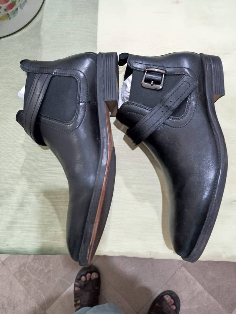 Long Boots in Excellent Condition ( Used only three times ) 5