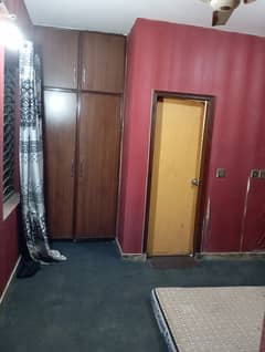 Flat for rent 1bad attach bathroom marble flooring woodwork good location man apruch