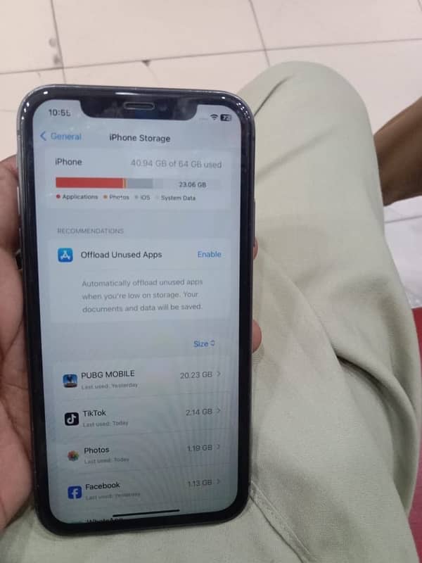 iPhone 11 nonpta 64 gb trutone on hai description pehle par lo sari 6