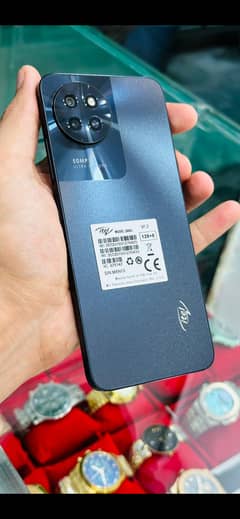 I am selling my itel s23   8 /128