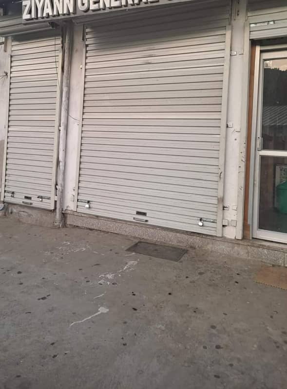 Clinic shop for rent in johar town opposite big school 0