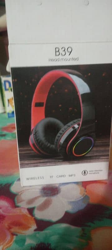 B39 HEAD PHONE 4