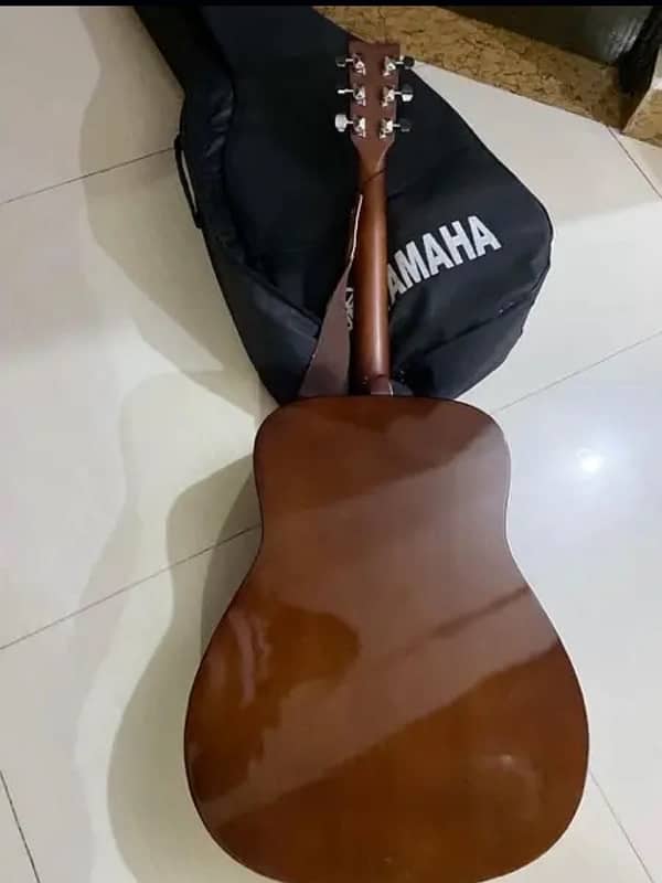 Yamaha Guitar F310 2