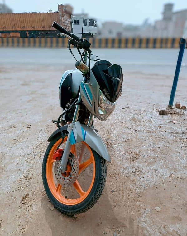 honda 150f lush condition urgent for sale 3