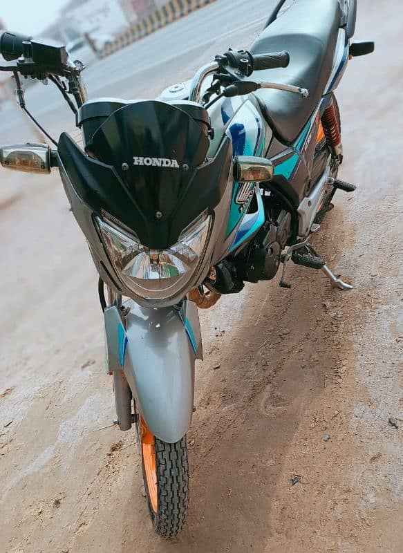 honda 150f lush condition urgent for sale 5