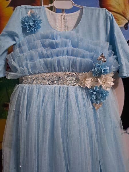 stylish tail frock for 5,6 year 2