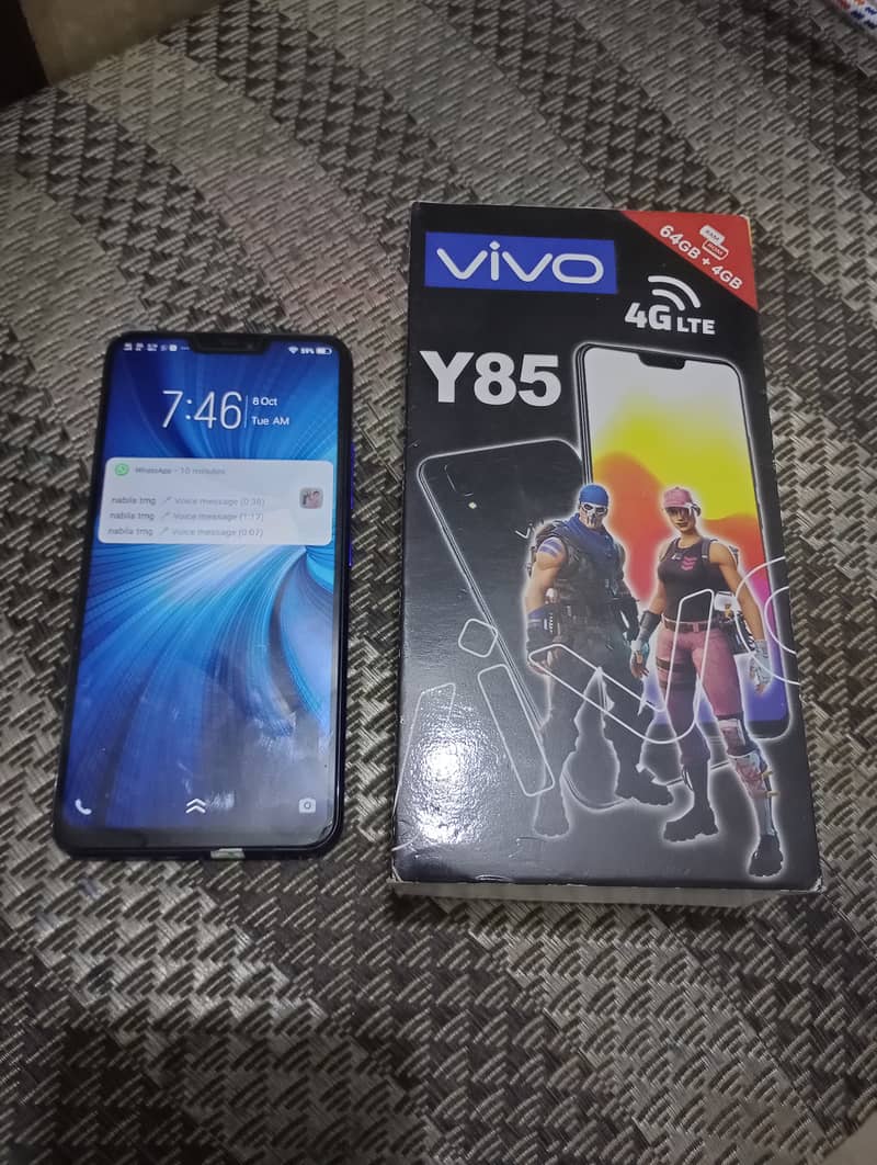 Vivo y85 4/64  Rs. 9000/- 4