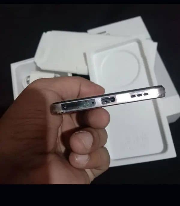 Oppo Reno 12F 8/256. . . 03350440517 only Whatsapp contact 4