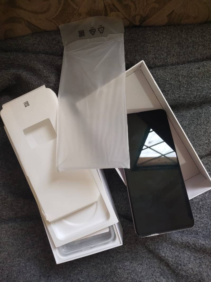 OPPO Reno 12 F brand New 8/256 1