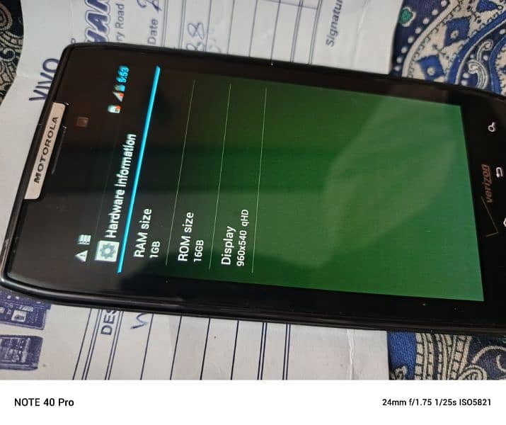 Moto Droid Razr Non PTA 1