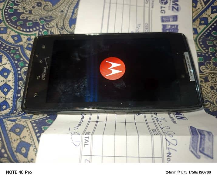 Moto Droid Razr Non PTA 4