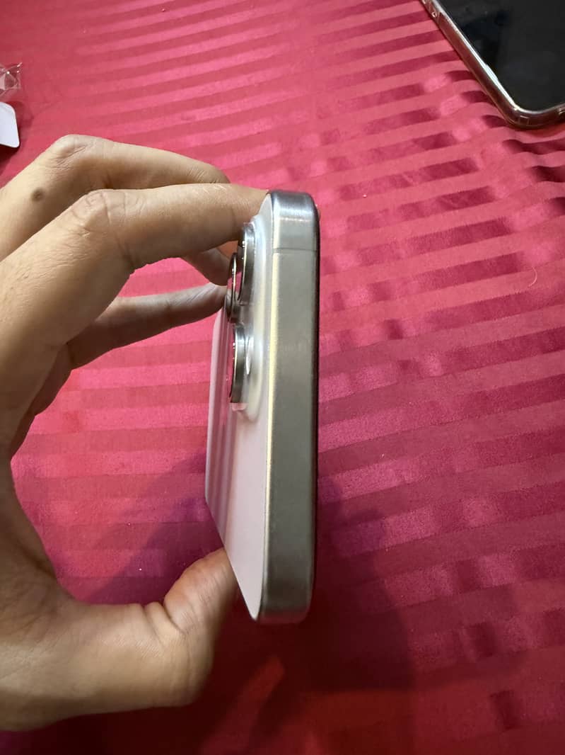 iPhone 15 pro max Natural Titanium 256GB PTA Approved 3