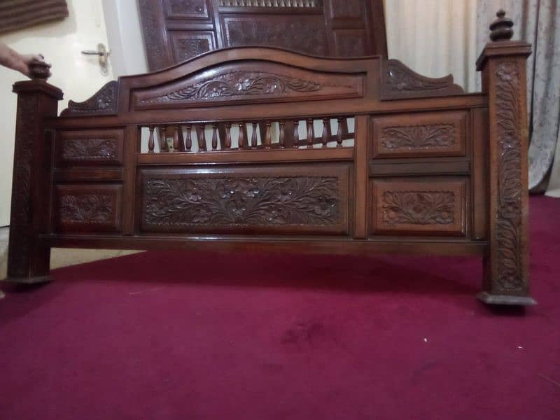 King Size Wooden Bed 4