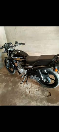 Yamaha YB 125Z-DX 2021 black color 0