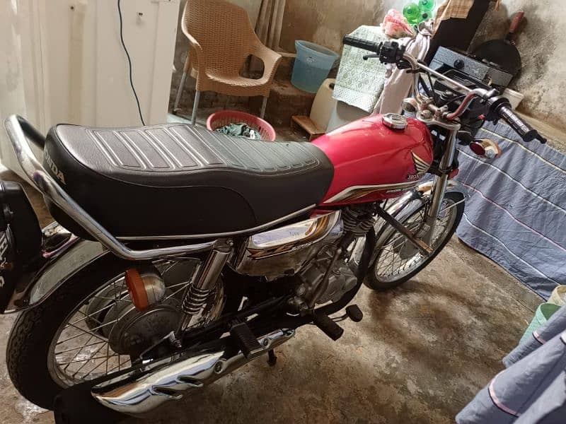 CG 125 Honda for sale self start 4