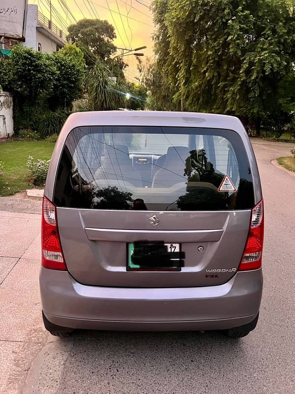 Suzuki Wagon R 2017 4