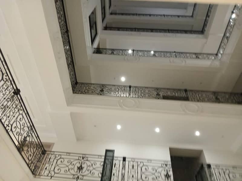 A Stunning 3 Bed Luxury Apartment Is Up For Grab In Gulberg 2 Lahore 8