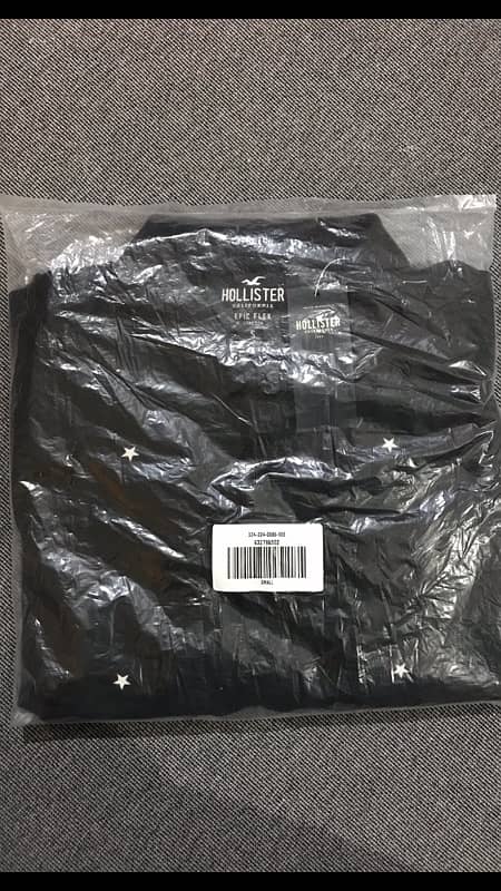 New Small Size Black T-Shirt By Hollister USA. 5