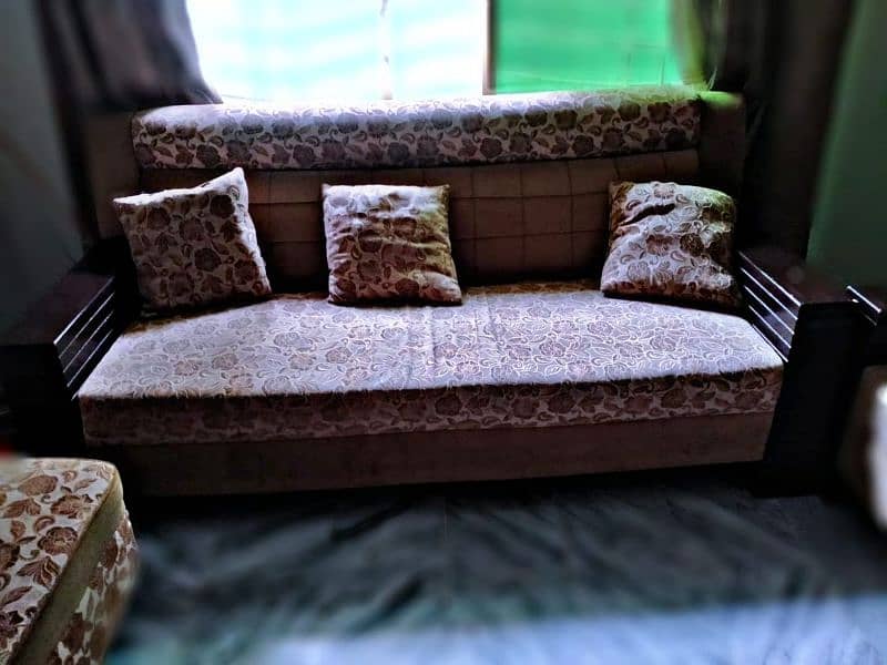 Sofa Set For sale 5 seater Sofa +2 seater Dewan wooden Sofa 1