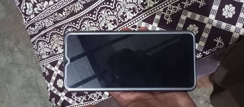 vivo y20 for sale urgently serious just contact kary 2