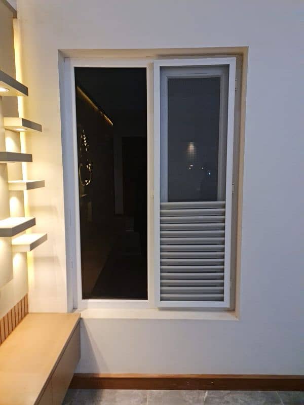 aluminium window/upvc door/glasswork/partition/upvc window/cabine 6