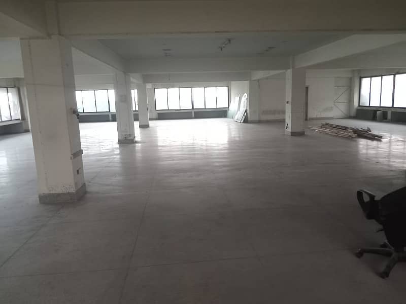 1200 Sqft Ground Floor Commercial Space Available On Rent Located In F-7 Islamabad 8