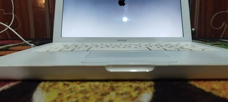 Mac Book 5