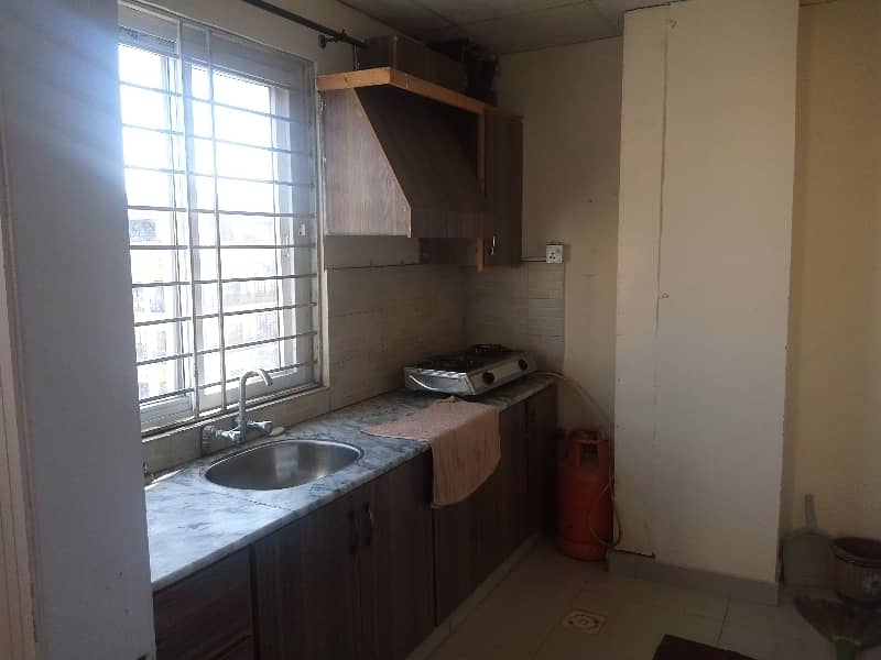 A Spacious 2 Bed Furnished Apartment For Rent 4