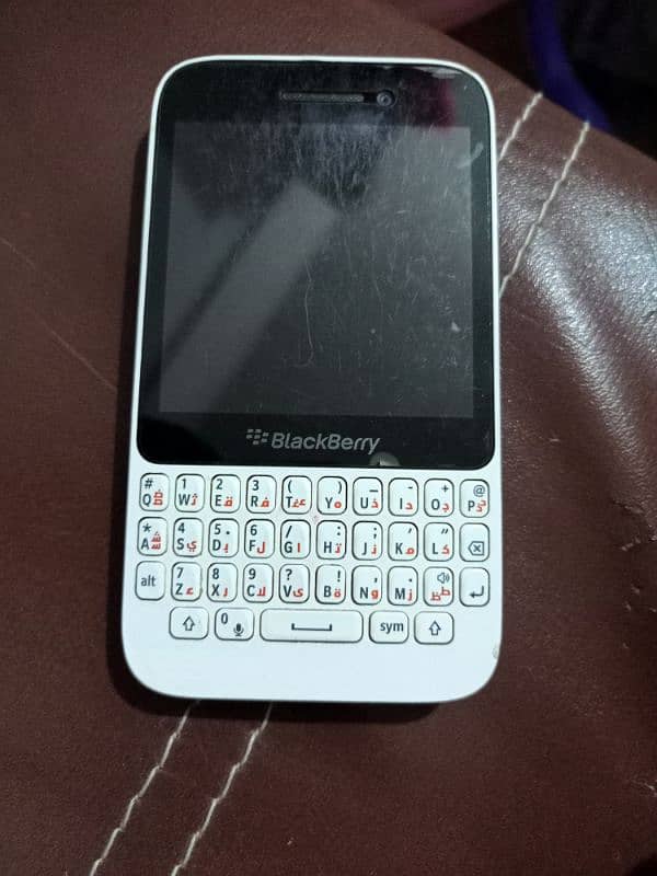 Blackberry Q5 0