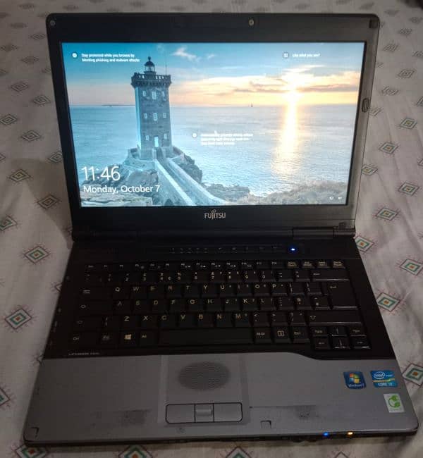 FUJITSU Laptop for sale 1