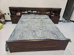 king size bed with matress