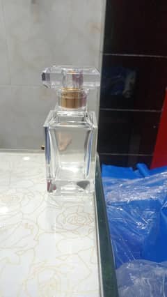 perfume bottle 0