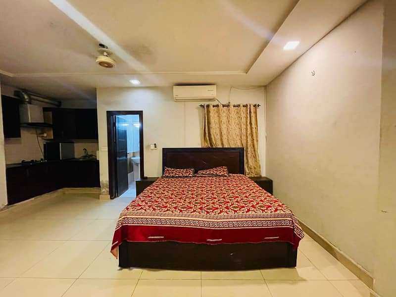 Furnished studio apartment available for rent 1