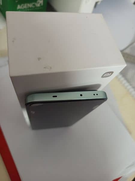 Xiaomi 13T  Meadow Green 12GB RAM 256GB ROM.     Contact #03301522354 7