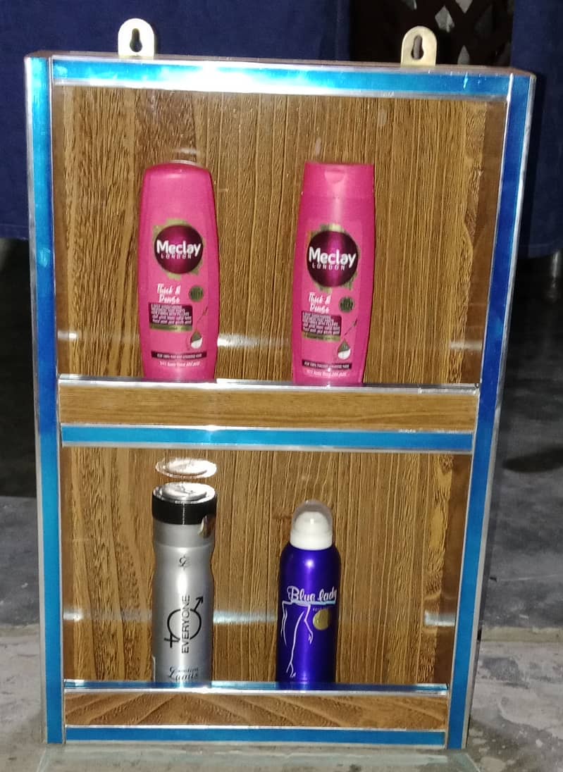 perfume with shempoo and body Asprey holder stand available Hain. . . 1