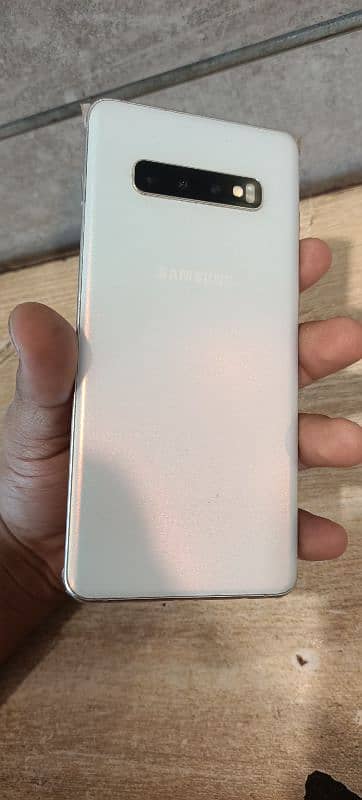 Samsung S10 plus 2