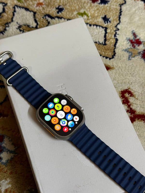 Apple Watch Ultra 2
Ocean blue bland 6