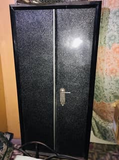 Steel Almirah Double Door New Condition