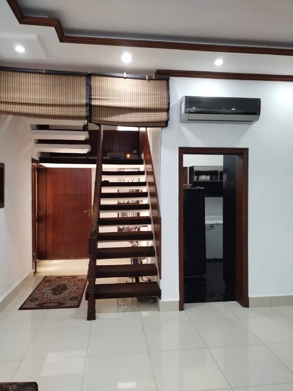 10MARLA FULLY FERNISH SINGLE STOREY HOUSE AWAILABLE FOR SALE IN FASIAL TOWN BLOCK D 1