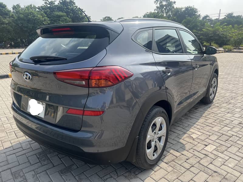 Hyundai Tucson 2018 Hyundai Tucson - Imported - Manual Transmission 5