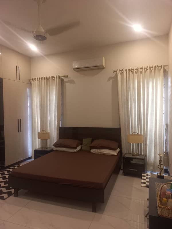 DHA ph 7, Block Z, 2bed Lower Portion Semi Furnished with 8kv Solar Sytem For Rent 4