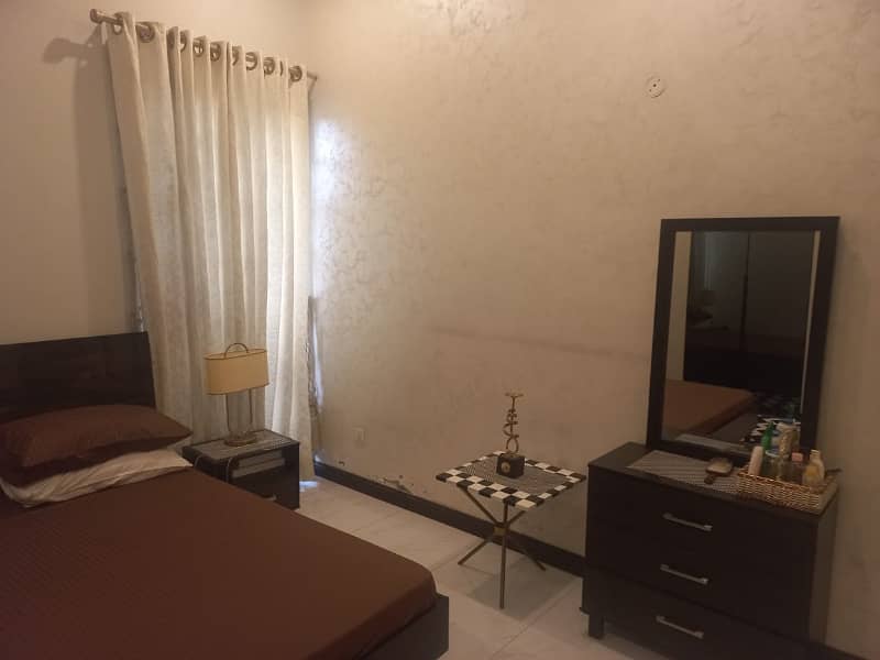 DHA ph 7, Block Z, 2bed Lower Portion Semi Furnished with 8kv Solar Sytem For Rent 11