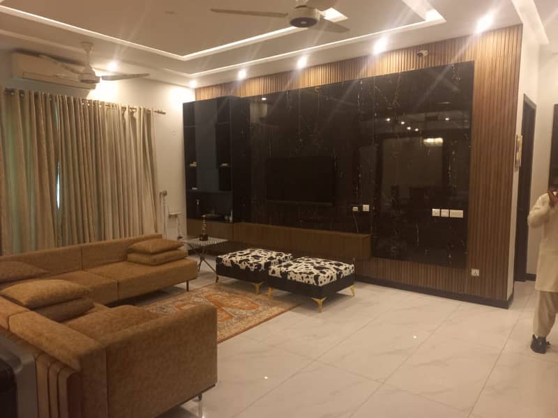 DHA ph 7, Block Z, 2bed Lower Portion Semi Furnished with 8kv Solar Sytem For Rent 31