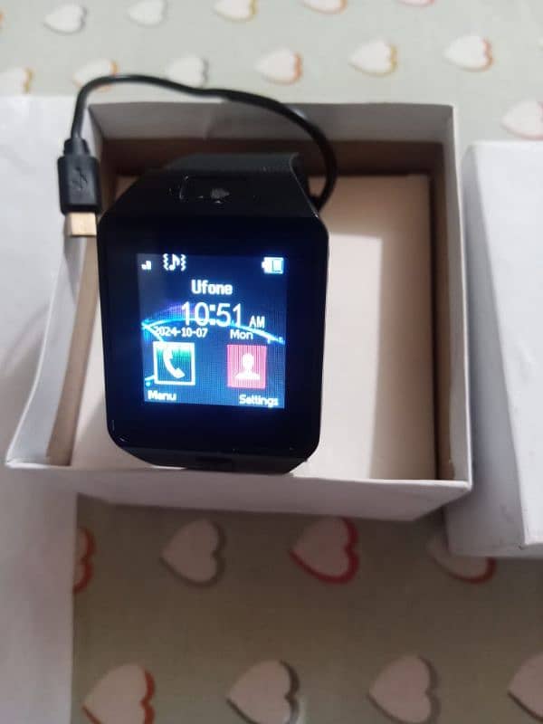 Smart watch black color good condition 2