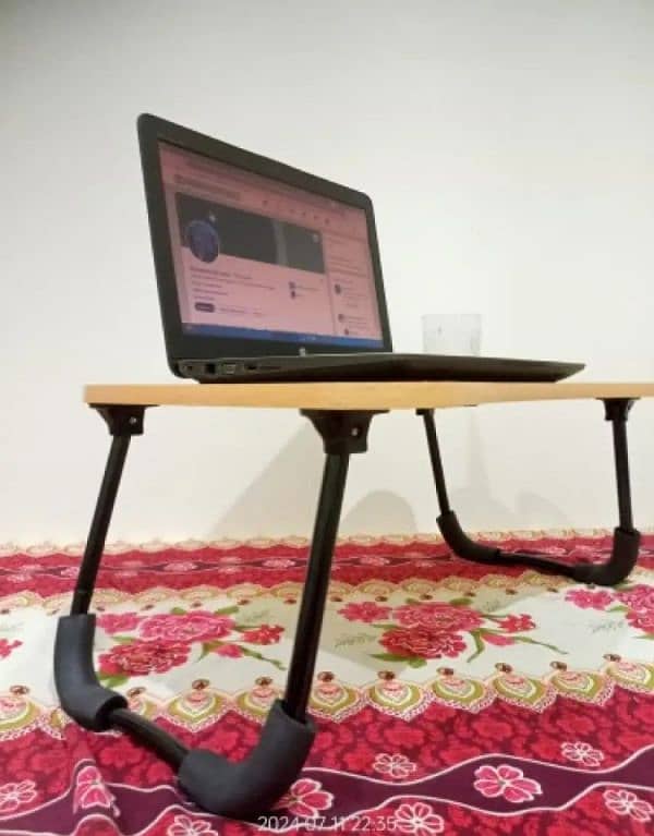 Laptop And Study Wooden Table 0